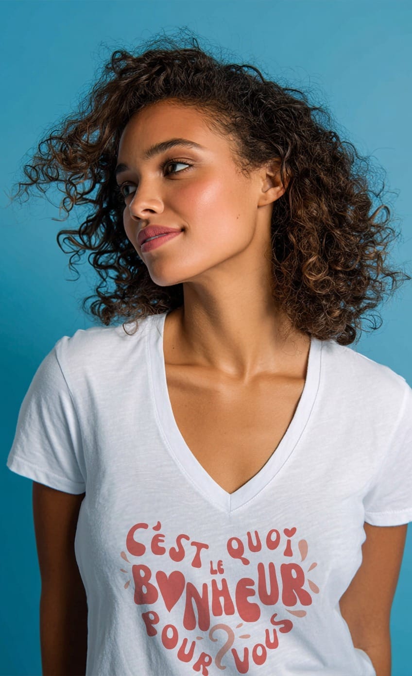 tee-shirt-col-en-v-femme-cest-quoi-le-bonheur-pour-vous